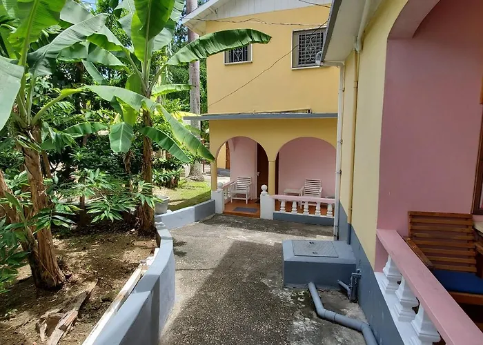 Little Shaw Park Apartamento *